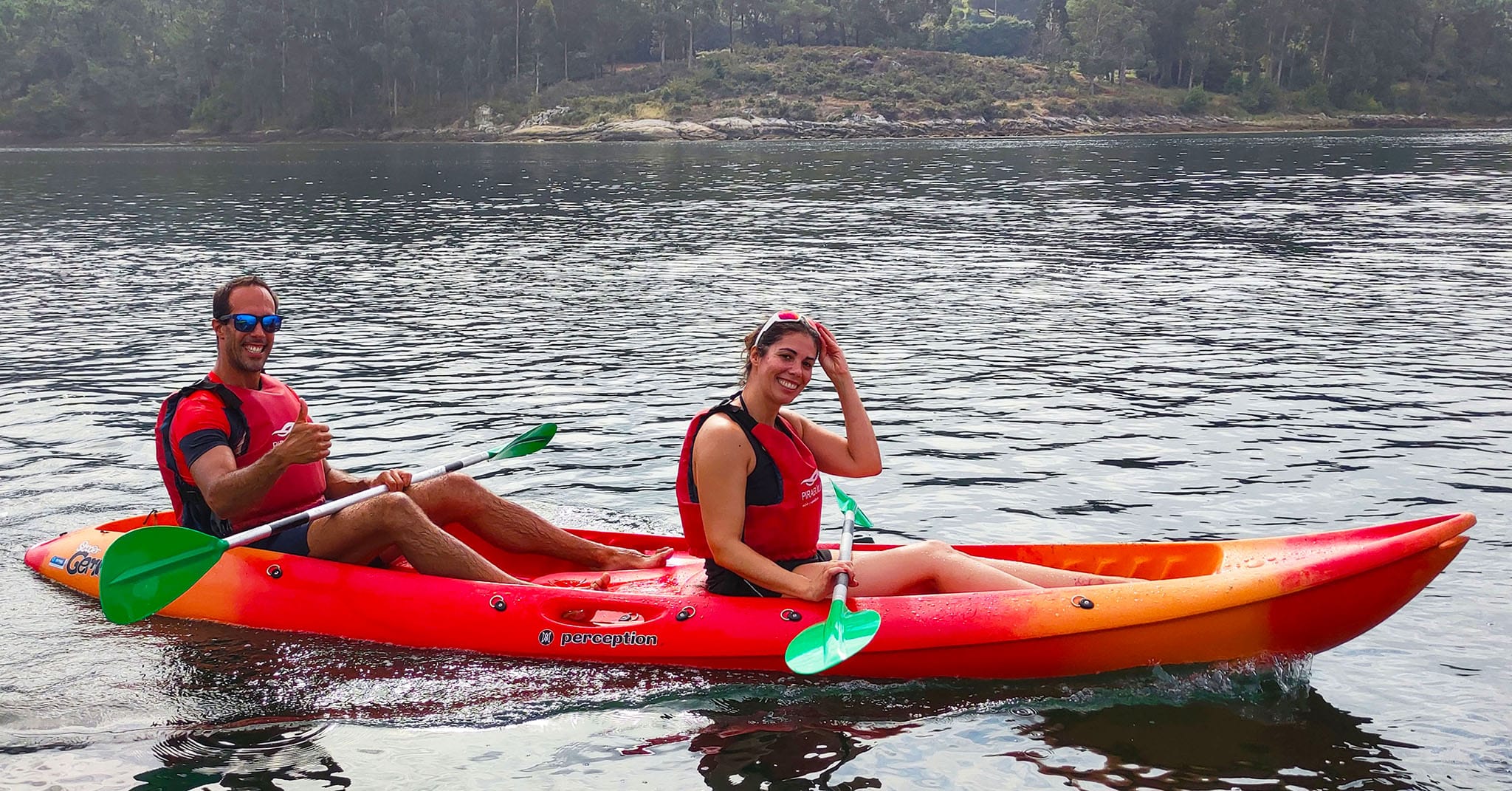 Sonrisas en kayak