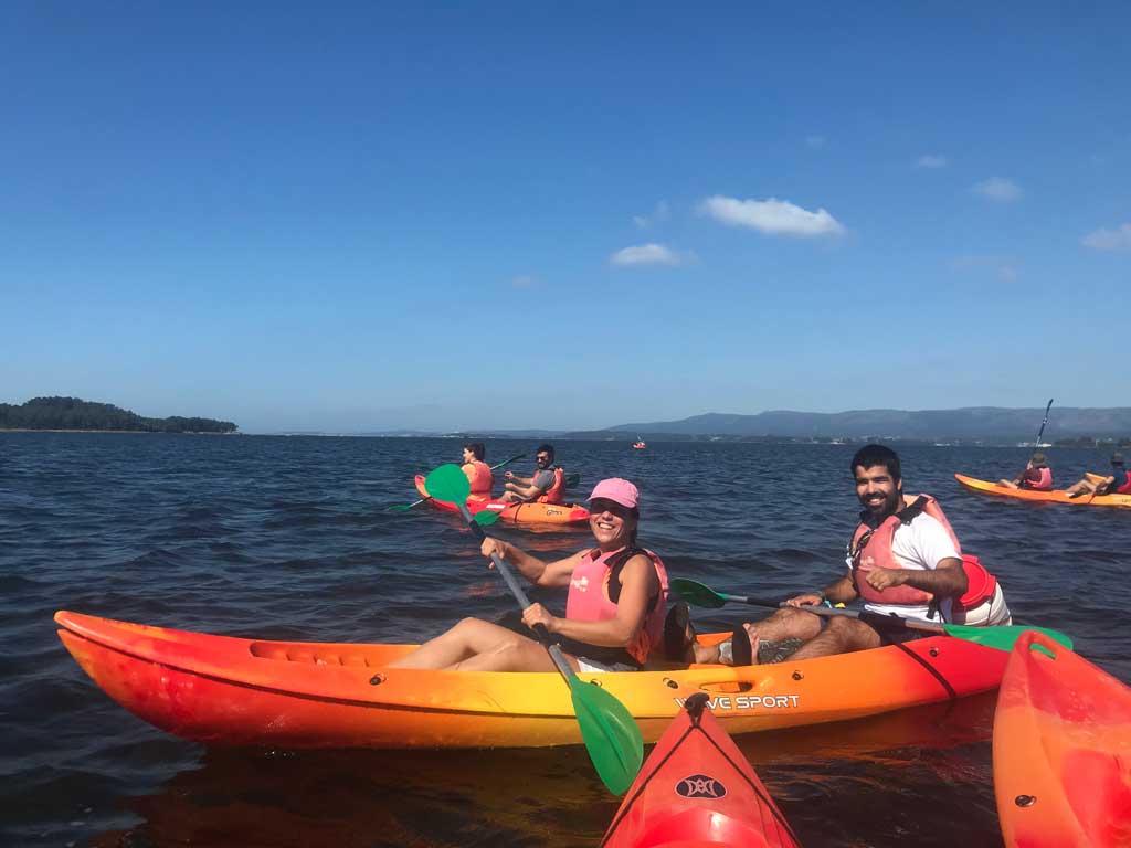 como remar correctamente en kayak